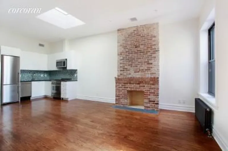 New York City Real Estate | View 307 7th Street, 4L | 2 Beds, 2 Baths | View 1