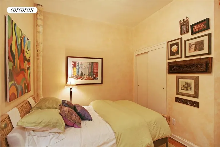 New York City Real Estate | View 515 East 88th Street, 2N | Bedroom | View 3