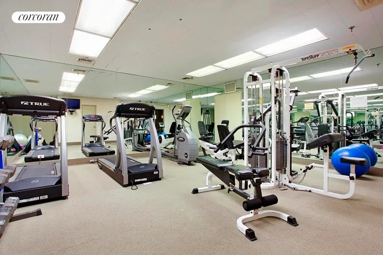 New York City Real Estate | View 45 East 25th Street, 21C | The Stanford Condo gym | View 7