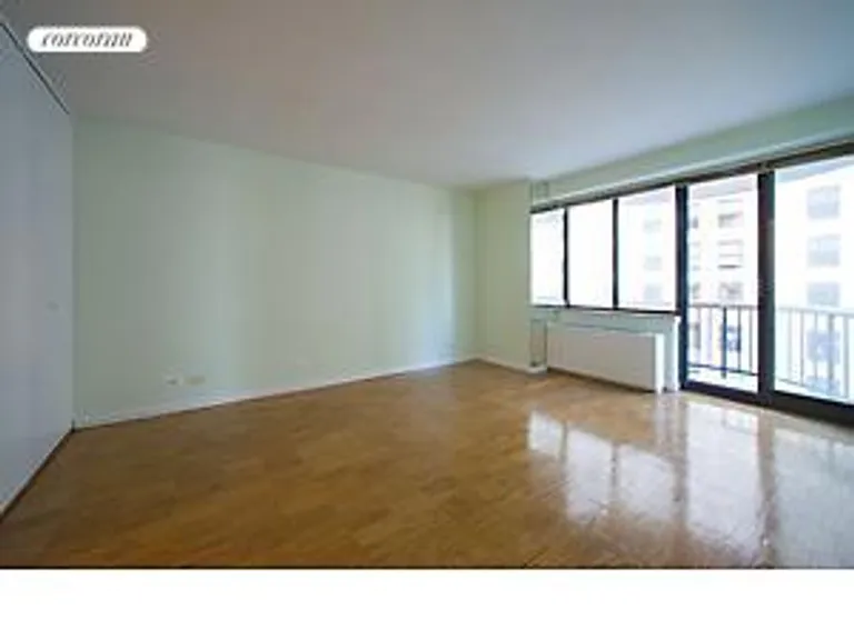 New York City Real Estate | View 45 East 25th Street, 26B | room 4 | View 5