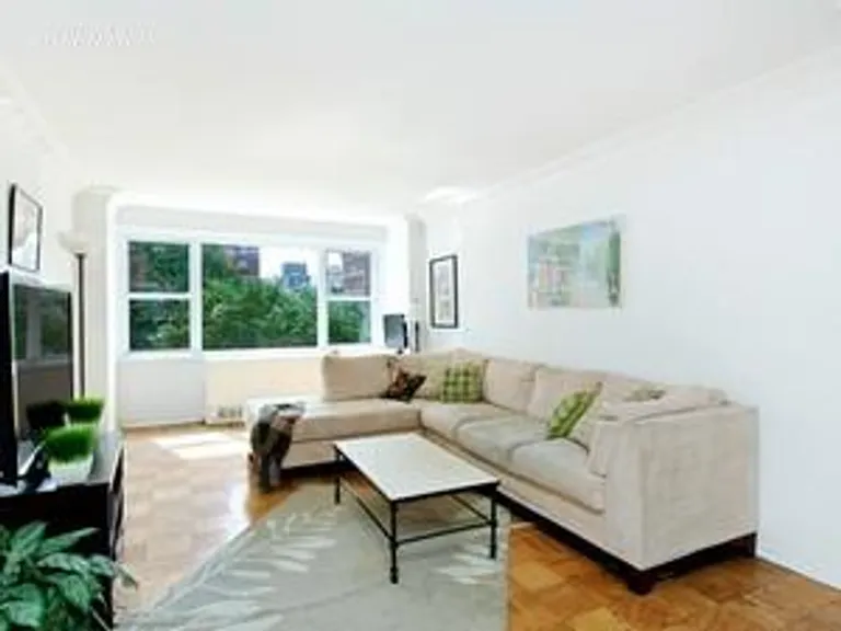 New York City Real Estate | View 115 East 9th Street, 3C | room 1 | View 2