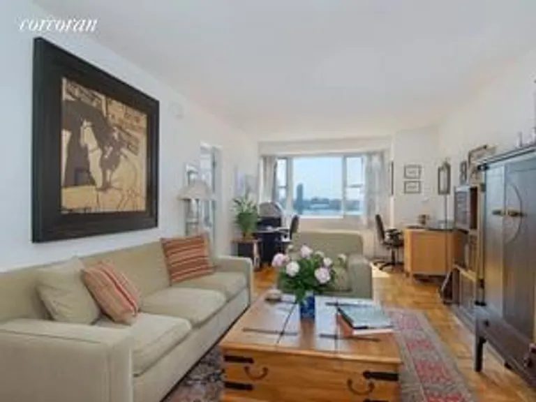 New York City Real Estate | View 300 East 40th Street, 8G | 1 Bed, 1 Bath | View 1