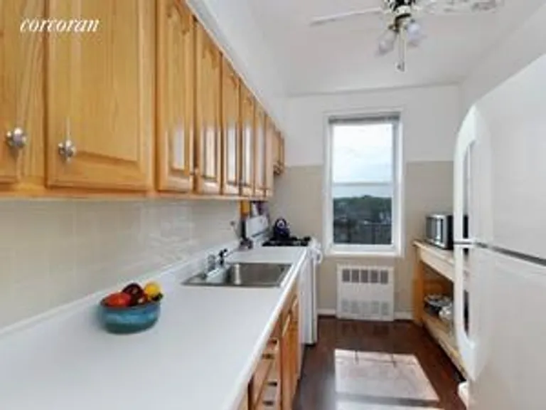 New York City Real Estate | View 616 East 18th Street, 5M | Large kitchen | View 2
