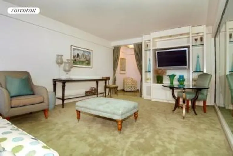 New York City Real Estate | View 140 East 56th Street, 3H | room 1 | View 2