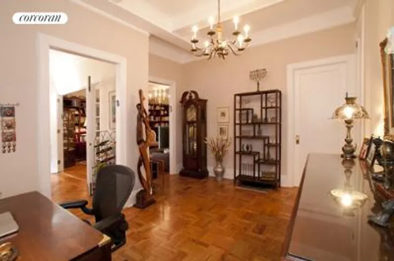 New York City Real Estate | View 302 West 86th Street, 2B | Foyer | View 5