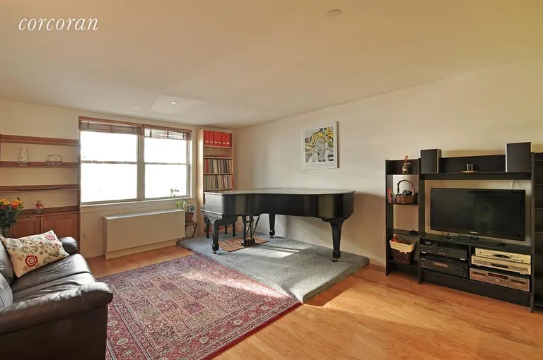New York City Real Estate | View 476 Sterling Place, 202 | 2 Beds, 1 Bath | View 1