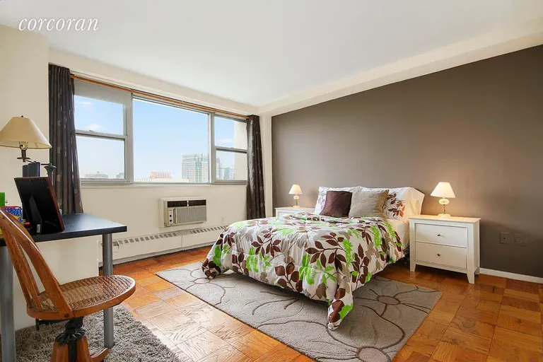 New York City Real Estate | View 75 Henry Street, 25H | 2 Beds, 2 Baths | View 1