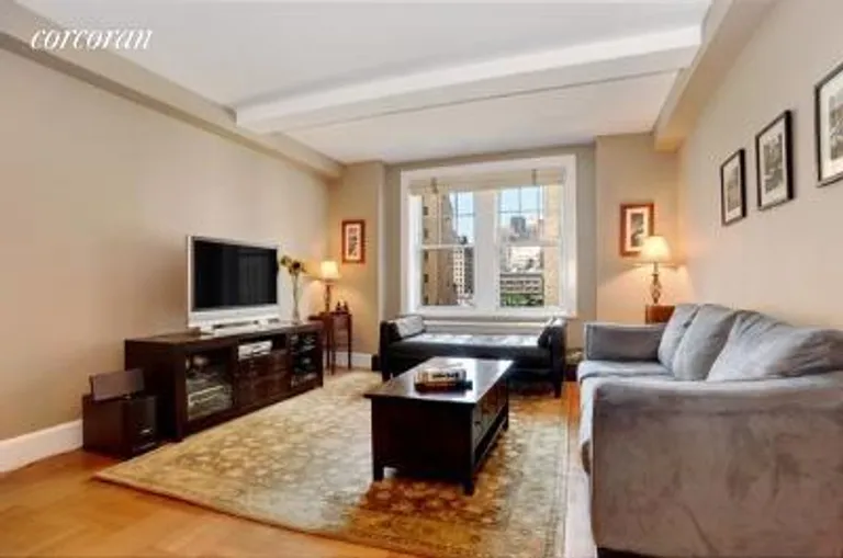New York City Real Estate | View 27 West 72nd Street, 903 | 2 Beds, 2 Baths | View 1