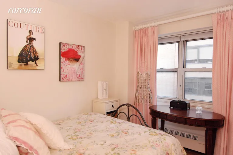 New York City Real Estate | View 153 East 57th Street, 16B | super quiet, queen size bedroom | View 2