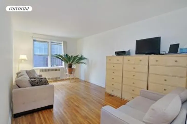 New York City Real Estate | View 1125 Lorimer Street, 3B | 1 Bed, 1 Bath | View 1