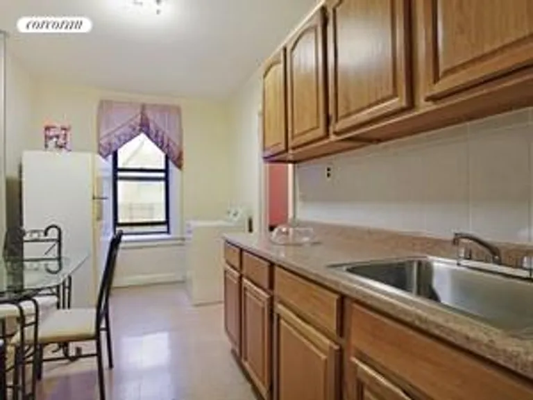 New York City Real Estate | View 465 Eastern Parkway, C | room 2 | View 3