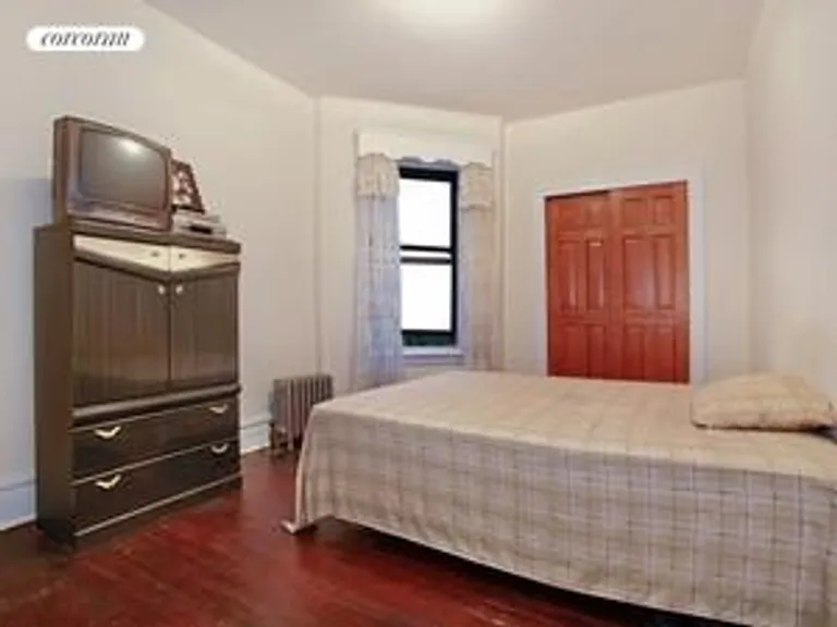 New York City Real Estate | View 465 Eastern Parkway, C | room 3 | View 4