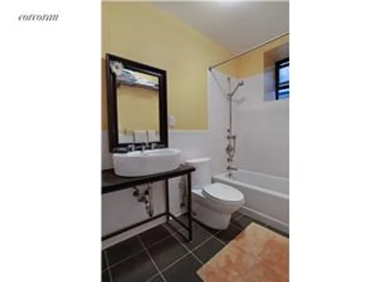 New York City Real Estate | View 77 Underhill Avenue, 3A | room 3 | View 4