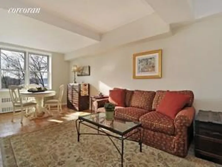 New York City Real Estate | View 2465 Palisade Avenue, 1H | 1 Bed, 1 Bath | View 1