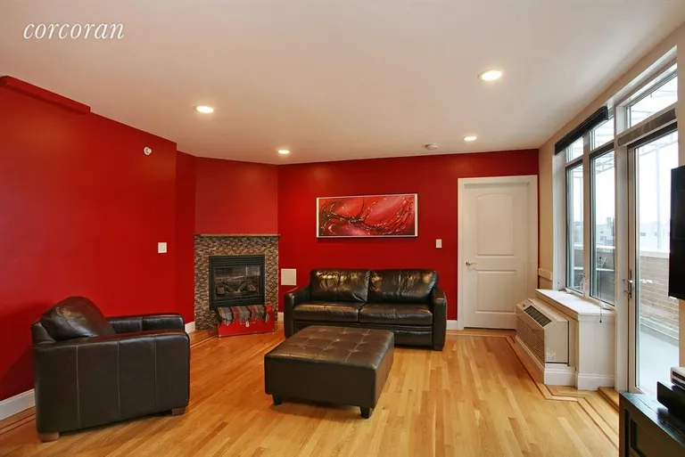 New York City Real Estate | View 30-94 Crescent Street, 7D | 1 Bed, 1 Bath | View 1