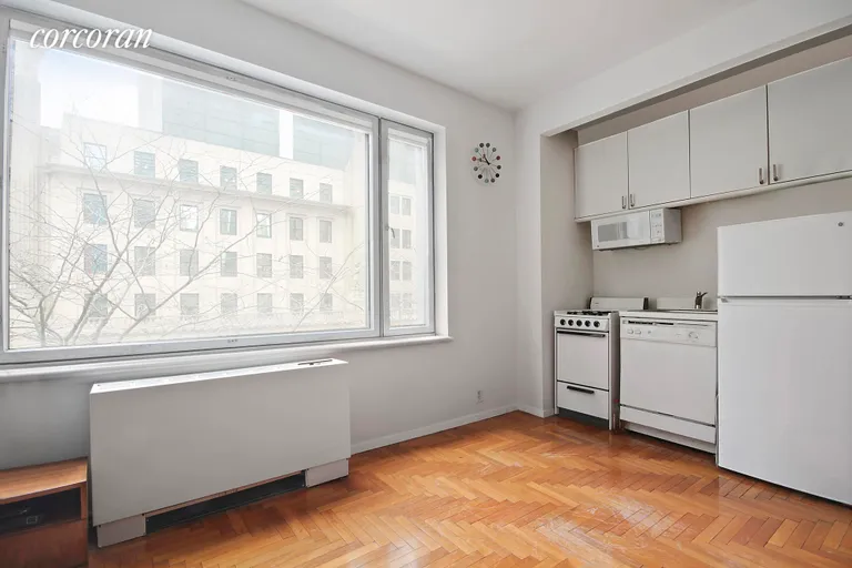 New York City Real Estate | View 301 West 57th Street, 3CC | 03 | View 7