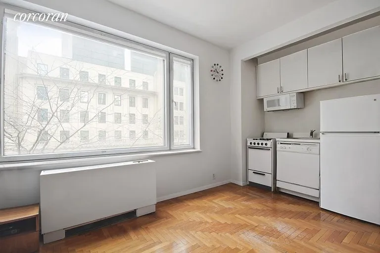 New York City Real Estate | View 301 West 57th Street, 3CC | room 2 | View 3