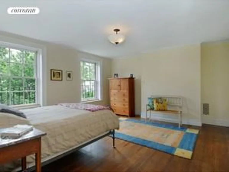 New York City Real Estate | View 13 Garden Place, 2 | Beautiful open rooms | View 3