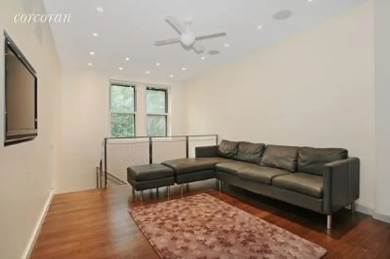 New York City Real Estate | View 127 West 82Nd Street, 3B-2E | room 1 | View 2