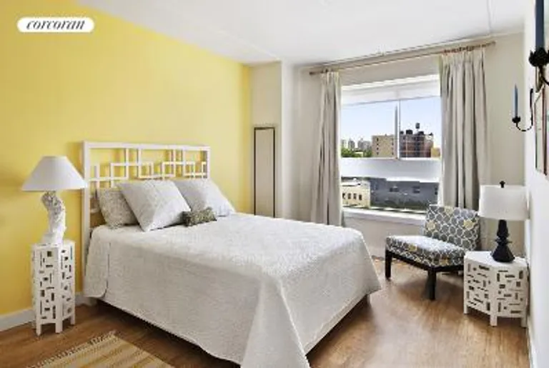 New York City Real Estate | View 212 South Oxford Street, 6A | Sunny & spacious bedrooms | View 3