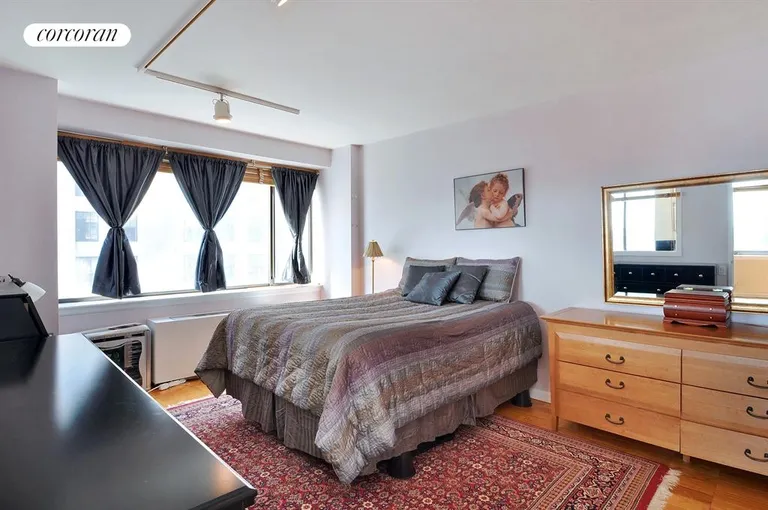 New York City Real Estate | View 45 East 25th Street, 29C | Large Master Bedroom has a walk-in closet! | View 5