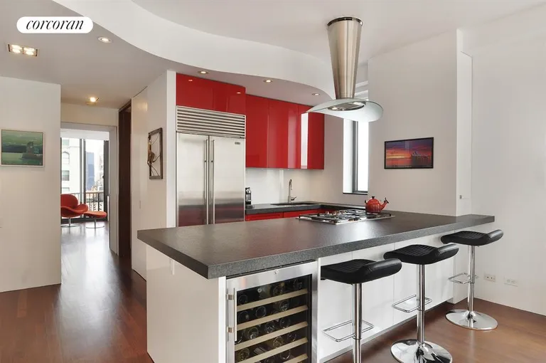 New York City Real Estate | View 45 East 25th Street, PHC | Modern open Kitchen. Great for entertaining! | View 4