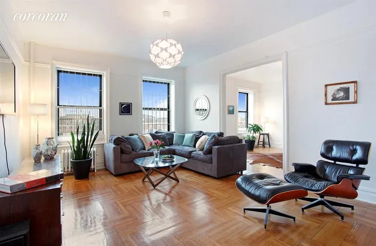 New York City Real Estate | View 255 Eastern Parkway, D11 | 3 Beds, 1 Bath | View 1