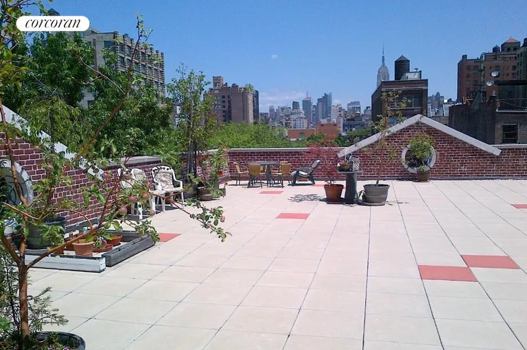 New York City Real Estate | View 25 Minetta Lane, 2D | Wonderful Roof Deck | View 5