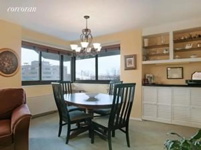 New York City Real Estate | View 1725 York Avenue, 4C | Large Dining Area | View 2
