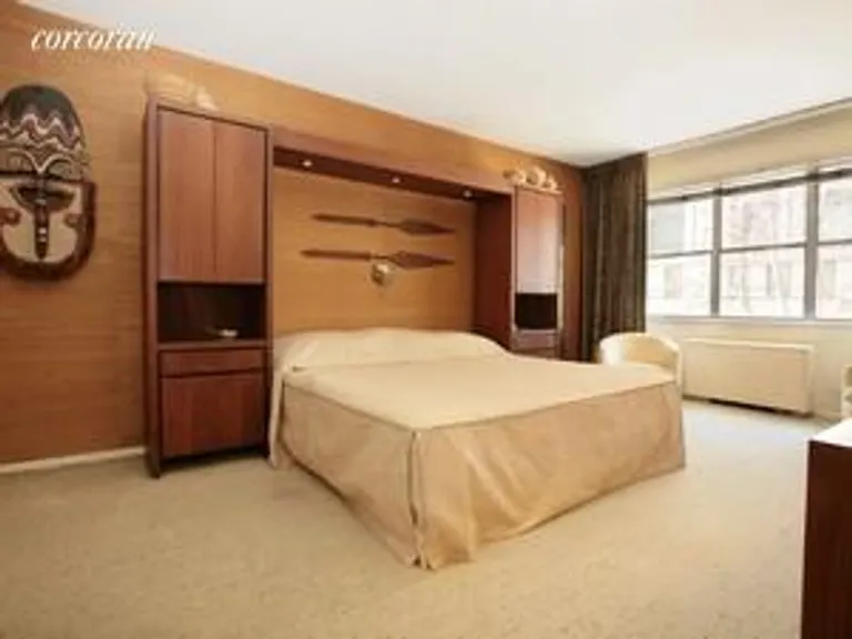 New York City Real Estate | View 180 East End Avenue, 3H | room 7 | View 8