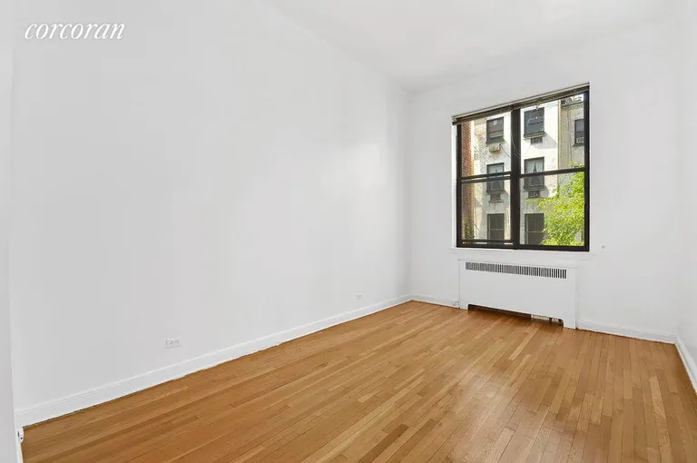 New York City Real Estate | View 104 East 37th Street, 3A | 104 E 37th Street, #3A, NY (104_E_37_#3A_Bedroom1_PDugan) | View 3