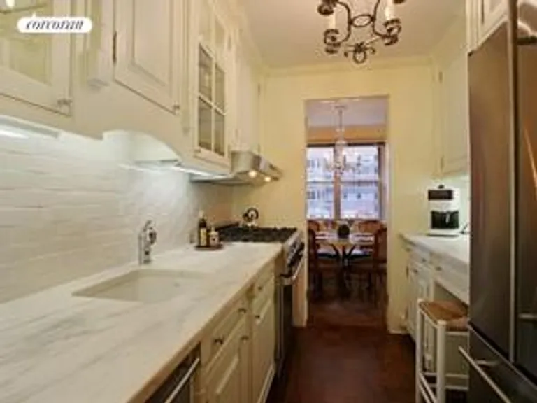 New York City Real Estate | View 303 West 66th Street, 10EW | room 3 | View 4