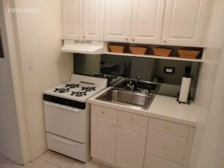 New York City Real Estate | View 191 Willoughby Street, 12F | Kitchen | View 4