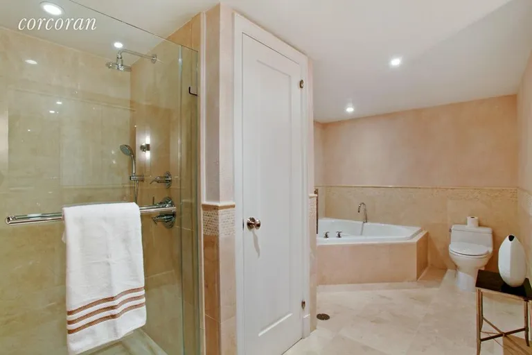 New York City Real Estate | View 200 East 66th Street, B8-06 | Master Bathroom | View 7