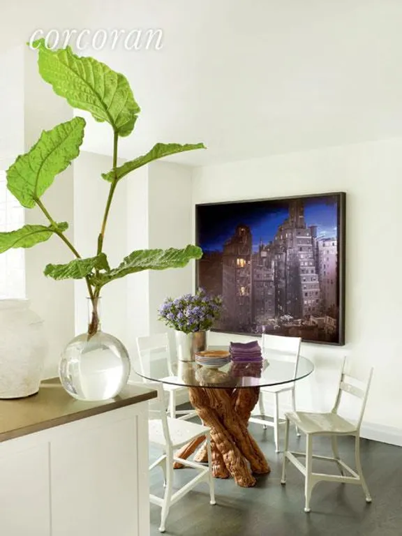New York City Real Estate | View 200 East 66th Street, B8-06 | Breakfast Room | View 4