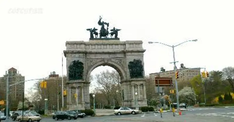 New York City Real Estate | View 77 Eastern Parkway, 4G | Grand Army Plaza | View 5