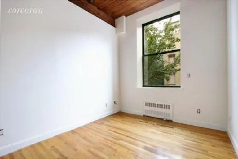 New York City Real Estate | View 29 Tiffany Place, 2G | room 2 | View 3