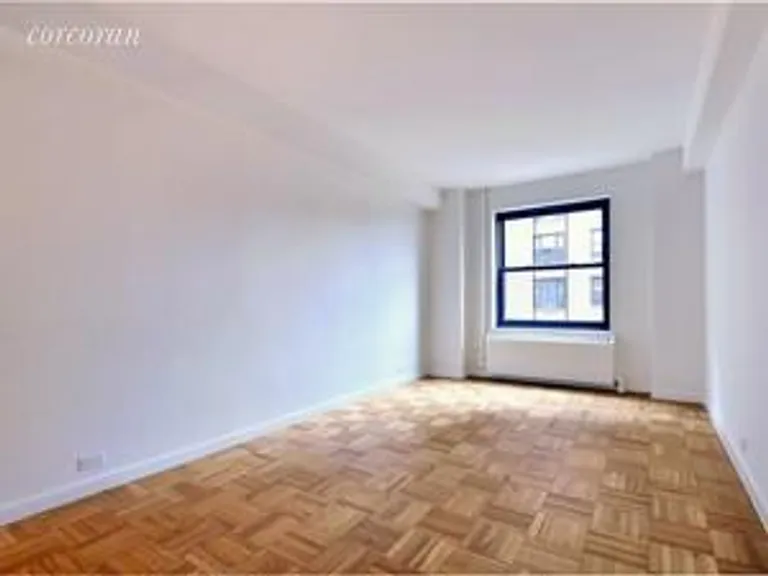 New York City Real Estate | View 361 Clinton Avenue, 3A | room 1 | View 2