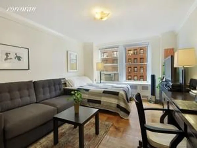 New York City Real Estate | View 433 West 34th Street, 6F | 1 Bath | View 1