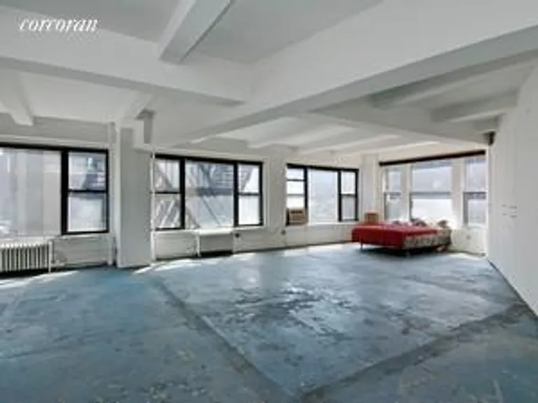 New York City Real Estate | View 2061 Broadway, 5 | room 2 | View 3