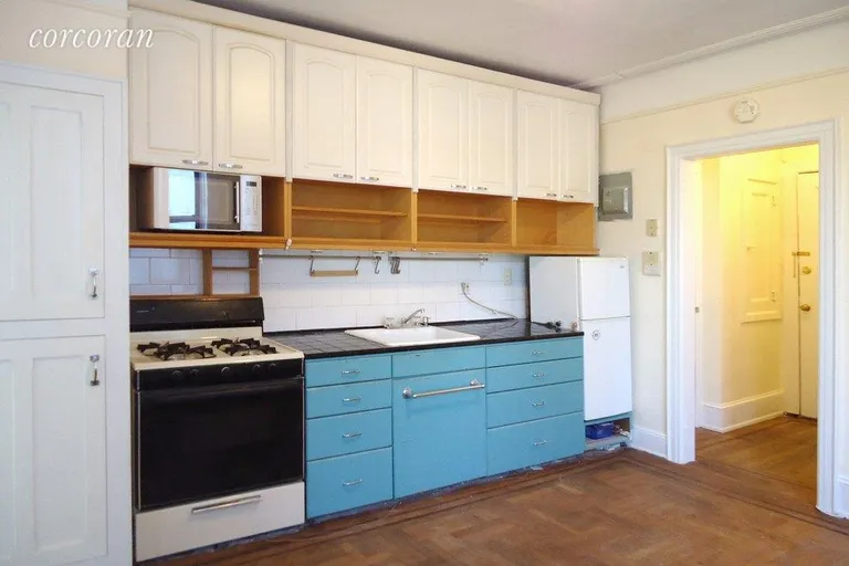 New York City Real Estate | View 219-223 78th Street, 3G | Kitchen and foyer | View 2