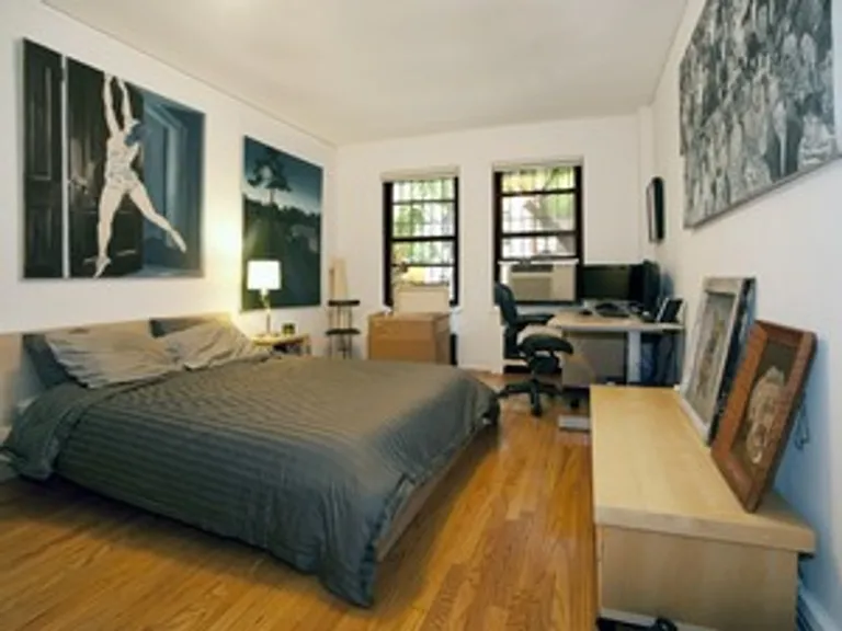New York City Real Estate | View 225 East 74th Street, 1E | room 1 | View 2