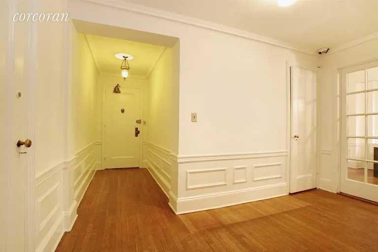 New York City Real Estate | View 1215 Fifth Avenue, 6A | 2 Beds, 1 Bath | View 1