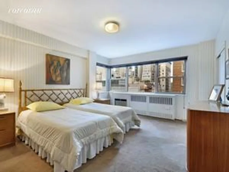 New York City Real Estate | View 40 East 78th Street, 7D | room 1 | View 2