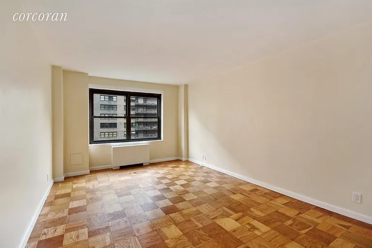 New York City Real Estate | View 140 West End Avenue, 20K | Bedroom | View 4