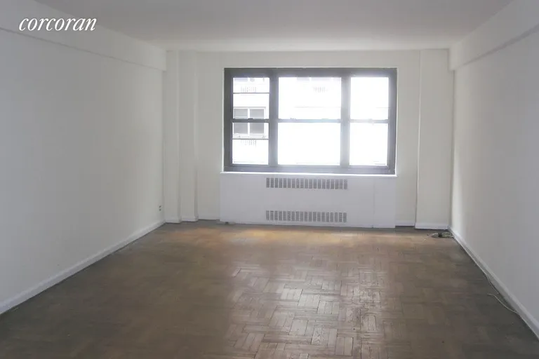 New York City Real Estate | View 135 East 54th Street, 3E | room 2 | View 3