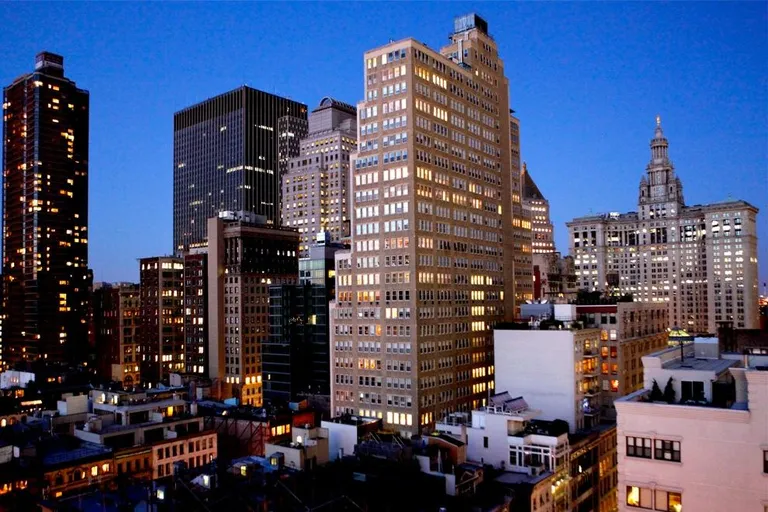 New York City Real Estate | View 37 Warren Street, PH B | Downtown Iconic Views | View 2