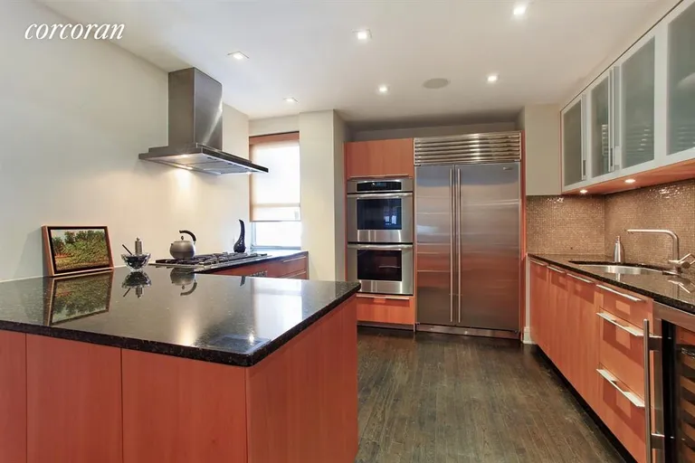 New York City Real Estate | View 170 East 77th Street, 6A | Kitchen | View 3