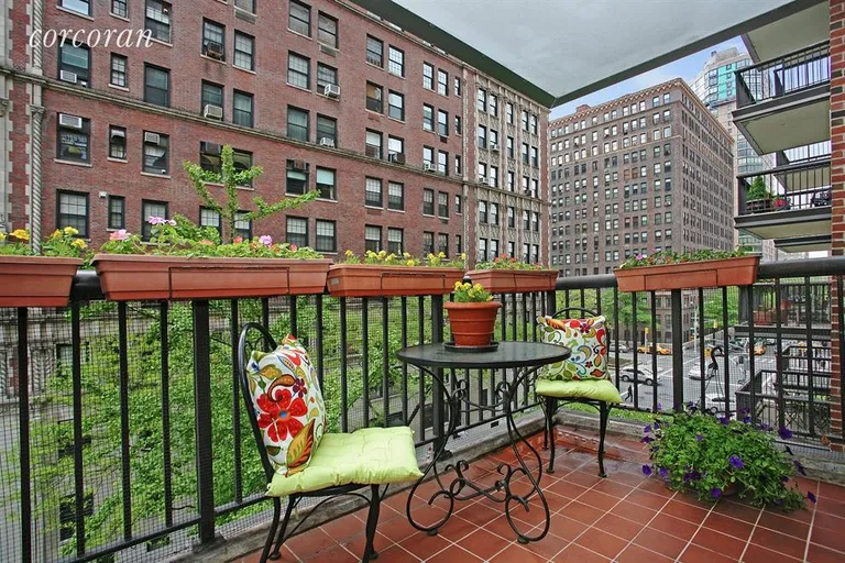 New York City Real Estate | View 1199 Park Avenue, 5FG | Terrace 2 | View 6
