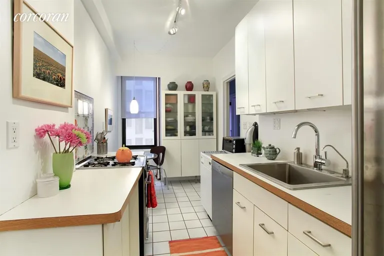 New York City Real Estate | View 135 Eastern Parkway, 6J | Kitchen | View 2